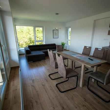 Zea Apartmanhaz Lejlighed Balatonfenyves Eksteriør billede