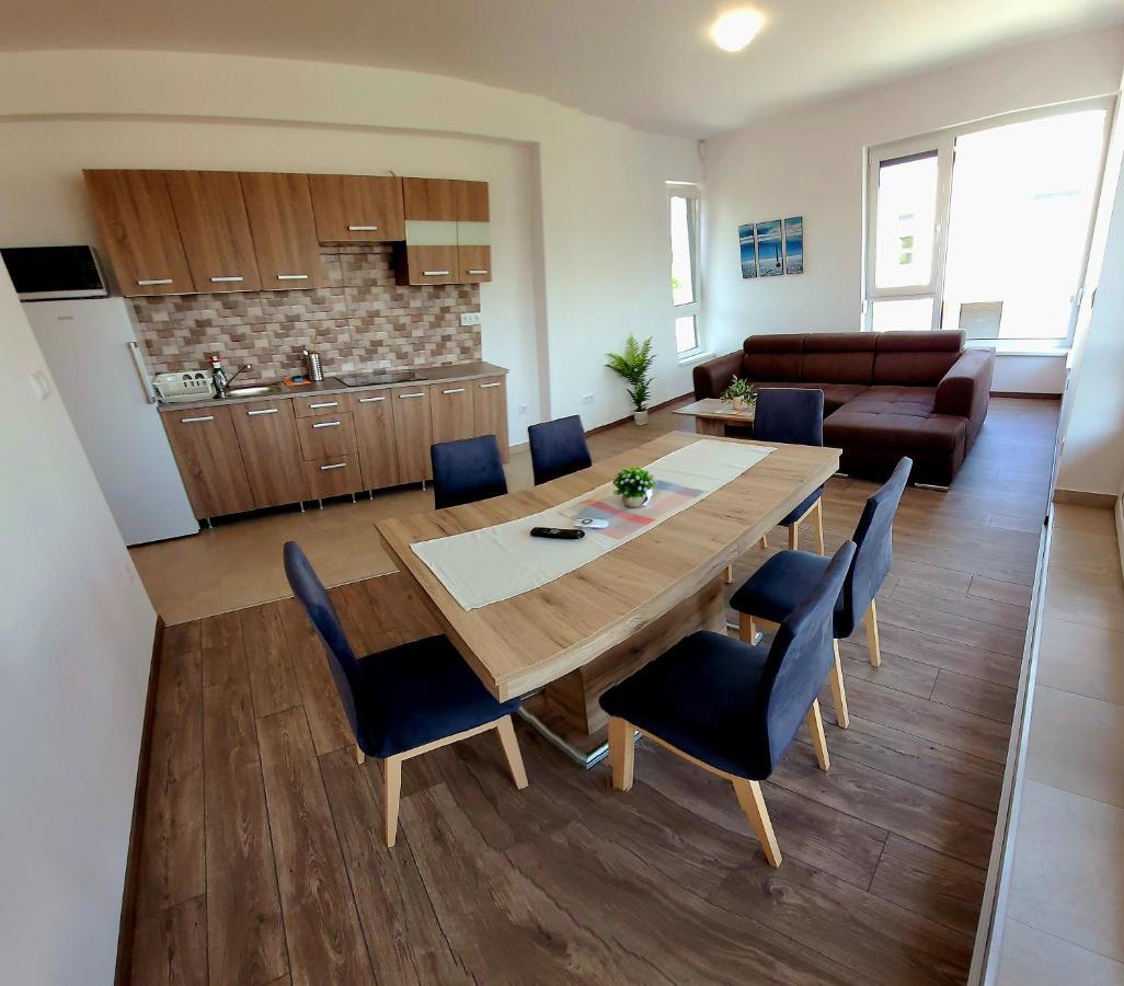 Zea Apartmanhaz Lejlighed Balatonfenyves Eksteriør billede